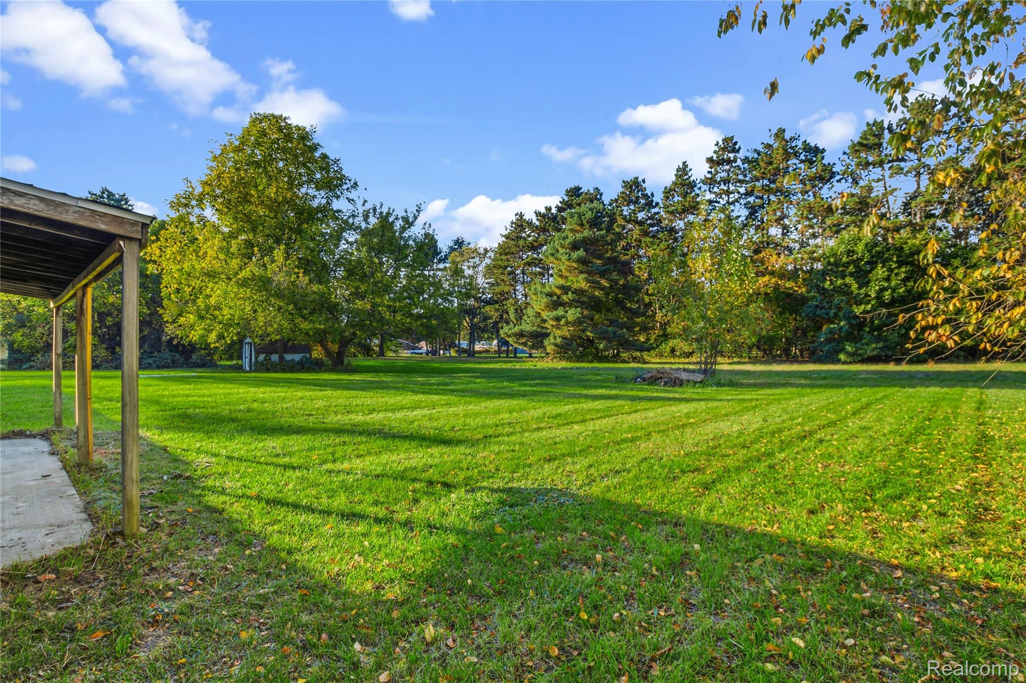 9448 McAfee Road Montrose, MI 48457 - Photo 29 of 31 29_hdr7.jpg