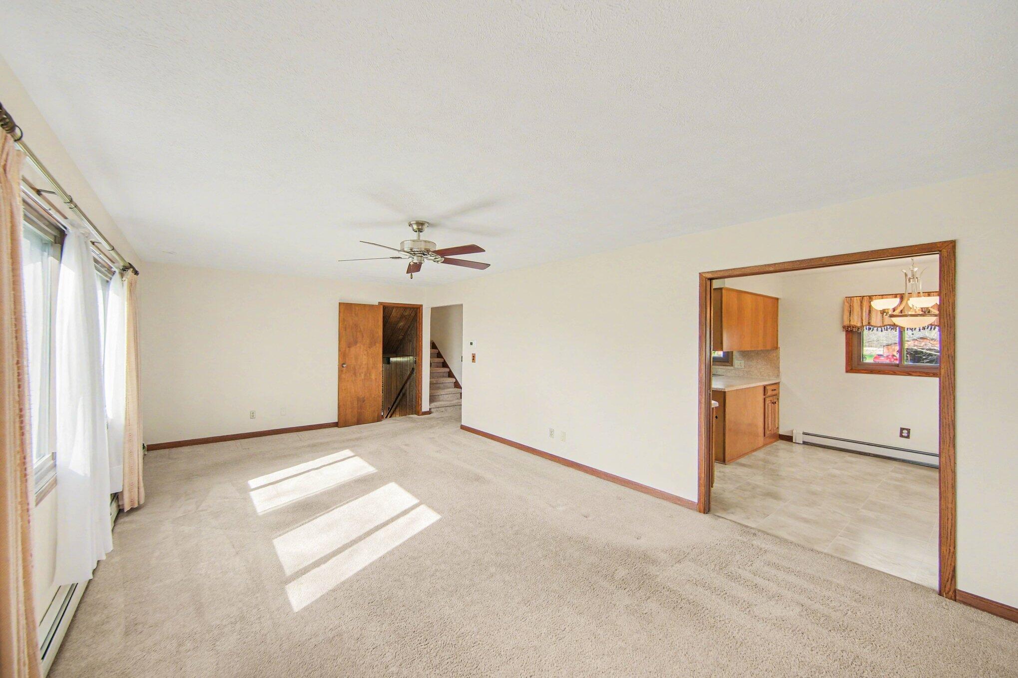 9011 Hiser Road Milan, MI 48160 - Photo 5 of 42 005_file_2535