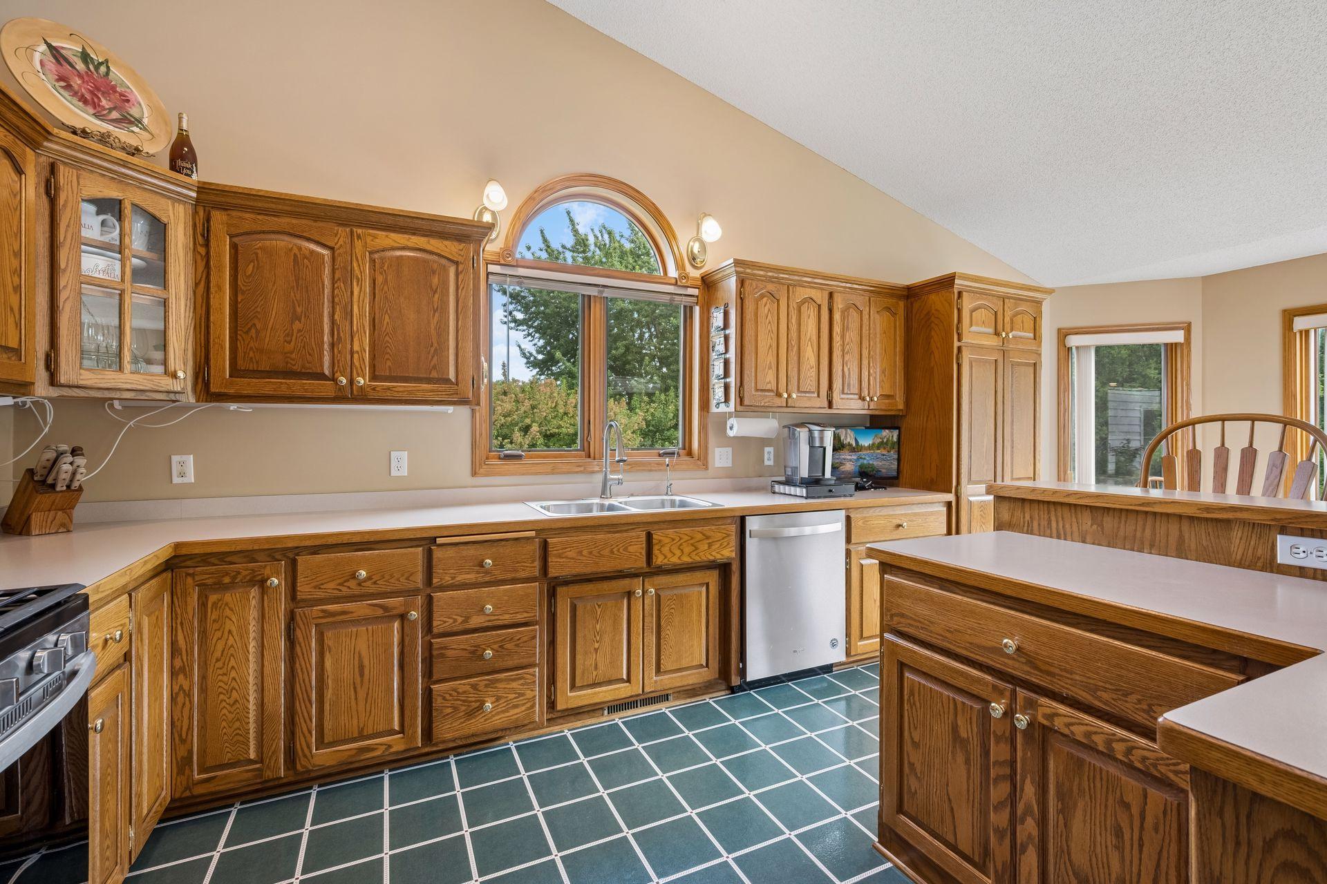 14180 Dehnsfield Road Rogers, MN 55374 - Photo 14 of 77 Gallery Image 14