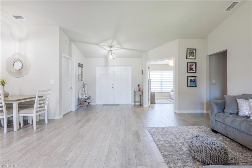 9188 Pineapple Road Fort Myers, FL 33967 - Photo 7 of 24 Gallery Image 7