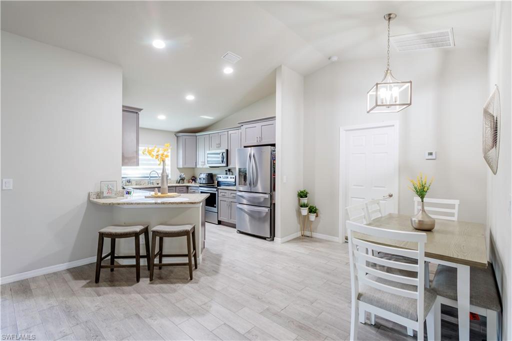 9188 Pineapple Road Fort Myers, FL 33967 - Photo 8 of 24 Gallery Image 8