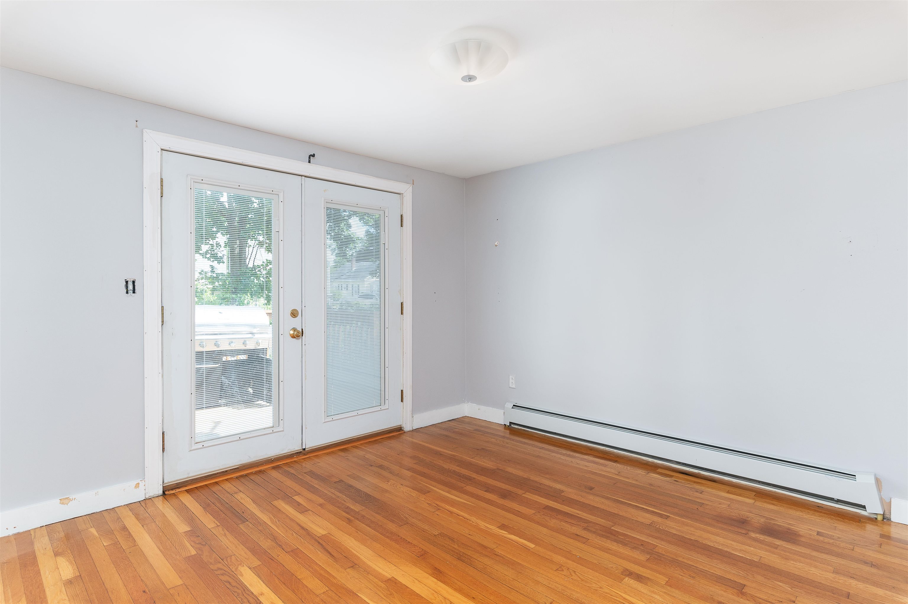 72 Maple Street Rochester, NH 03867 - Photo 23 of 38