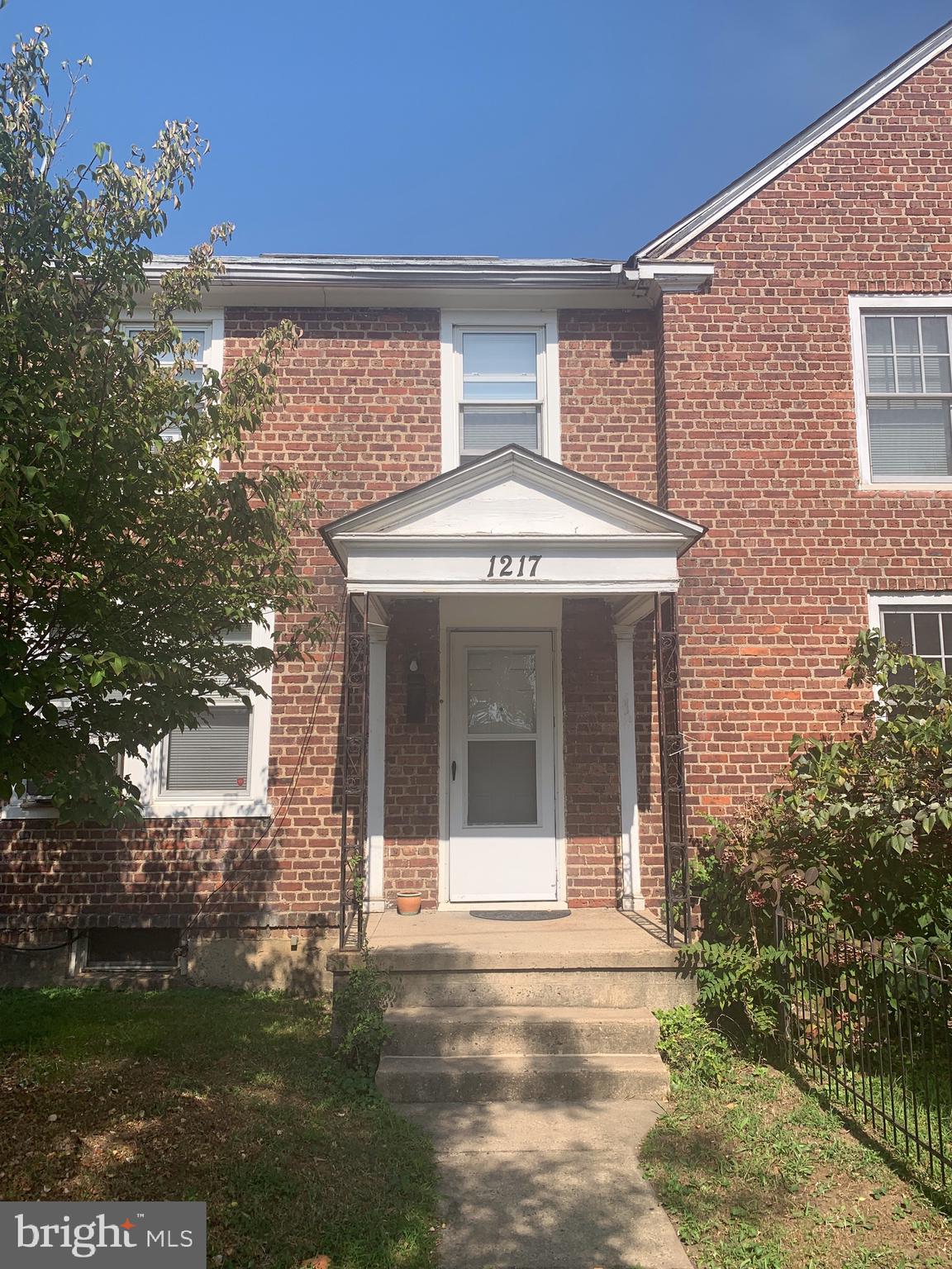 1217 South Octagon Road Camden, NJ 08104 - Photo 2 of 24