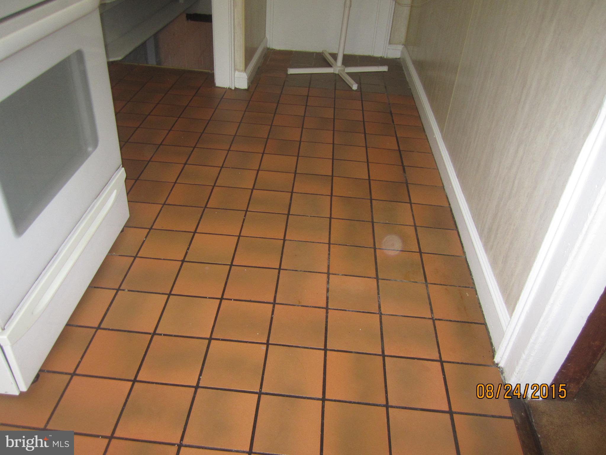 1217 South Octagon Road Camden, NJ 08104 - Photo 9 of 24