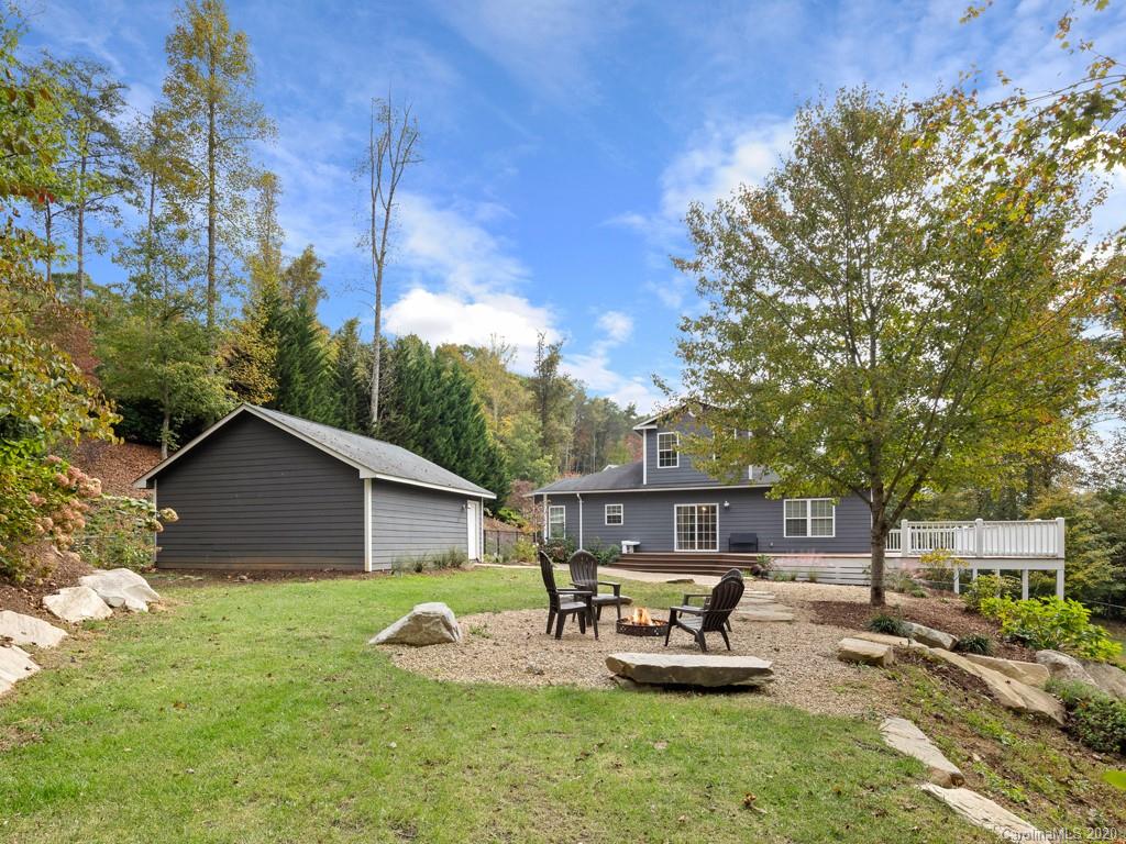 46 Creek Run Road, Unit 4 Candler, NC 28715 - Photo 11 of 37 Gallery Image 11