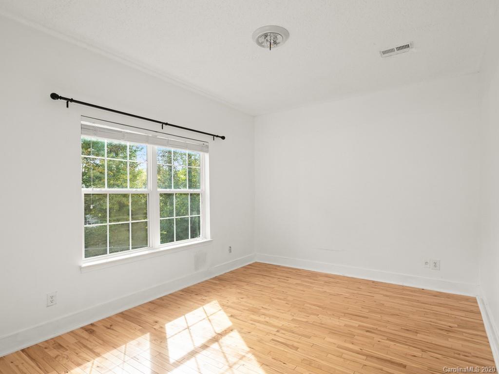 46 Creek Run Road, Unit 4 Candler, NC 28715 - Photo 29 of 37 Gallery Image 29