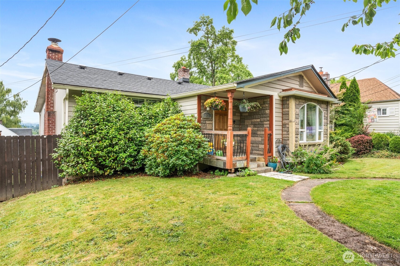 761 Southeast Adams Avenue Chehalis, WA 98532 - Photo 1 of 36