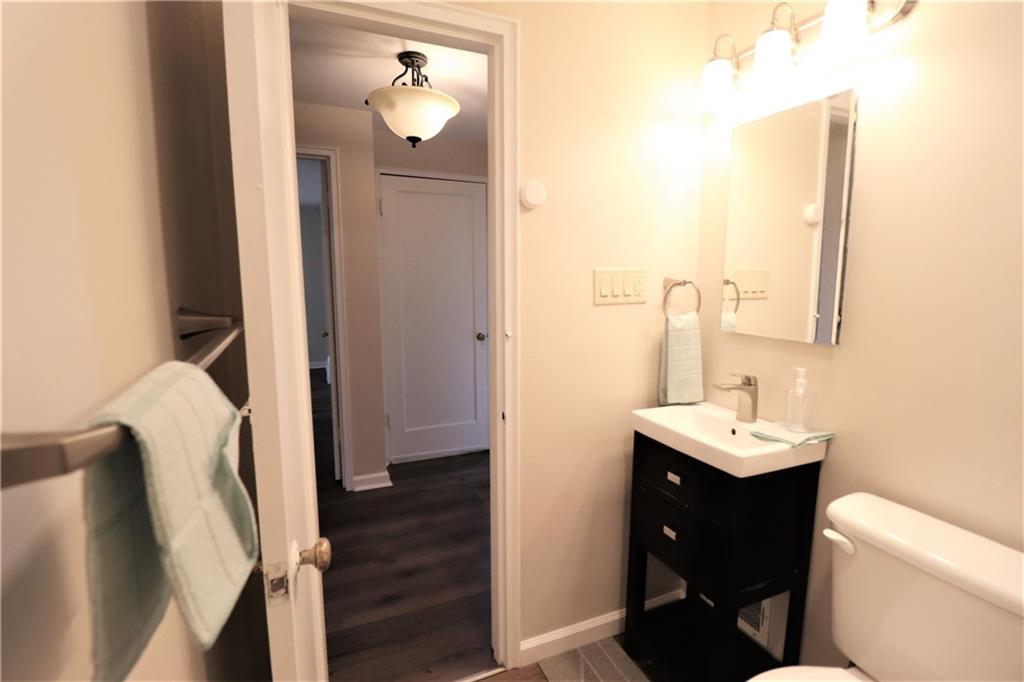 529 Ridgemont Drive Pittsburgh, PA 15220 - Photo 16 of 25 Gallery Image 16