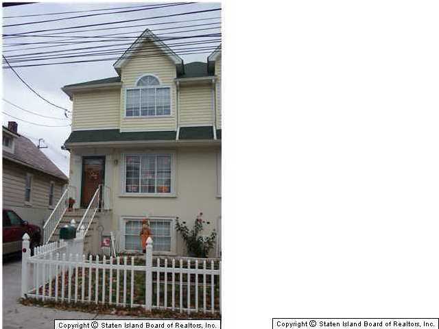 194 Harbor Road Staten Island, NY 10303 - Photo 1 of 1 Primary Photo