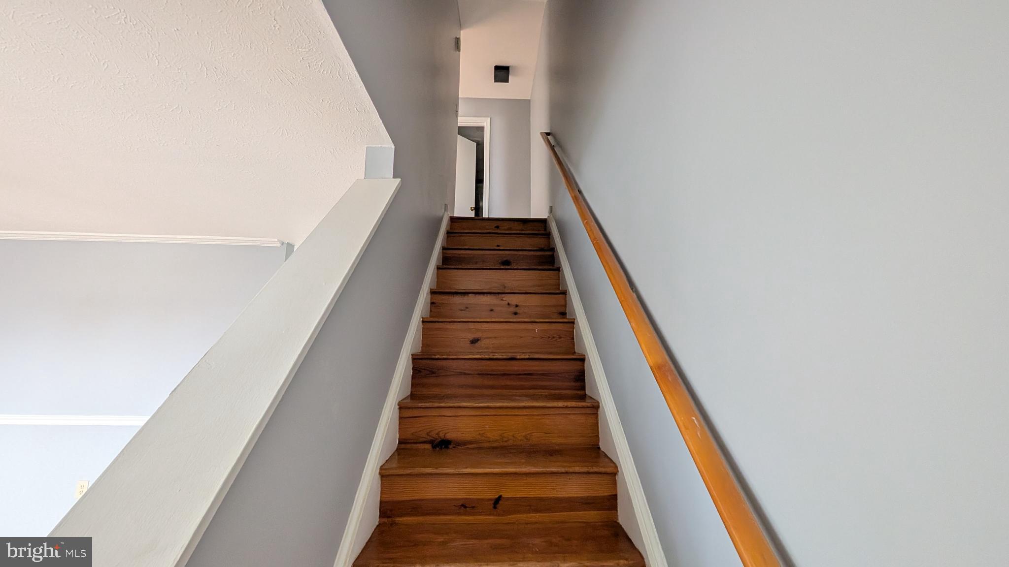 354 Valley Mill Road Winchester, VA 22602 - Photo 11 of 34 a view of entryway