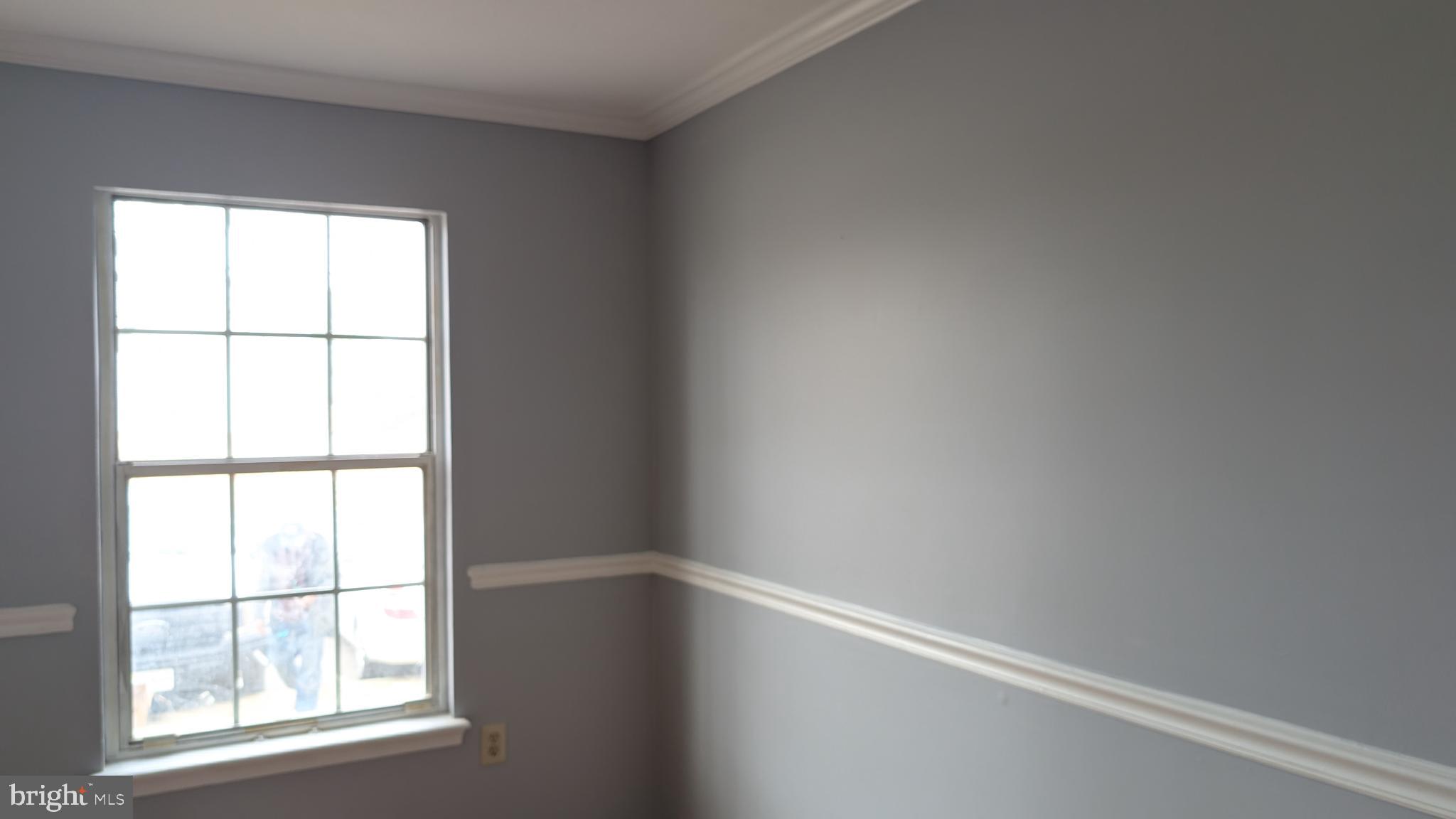354 Valley Mill Road Winchester, VA 22602 - Photo 31 of 34 an empty room with a window