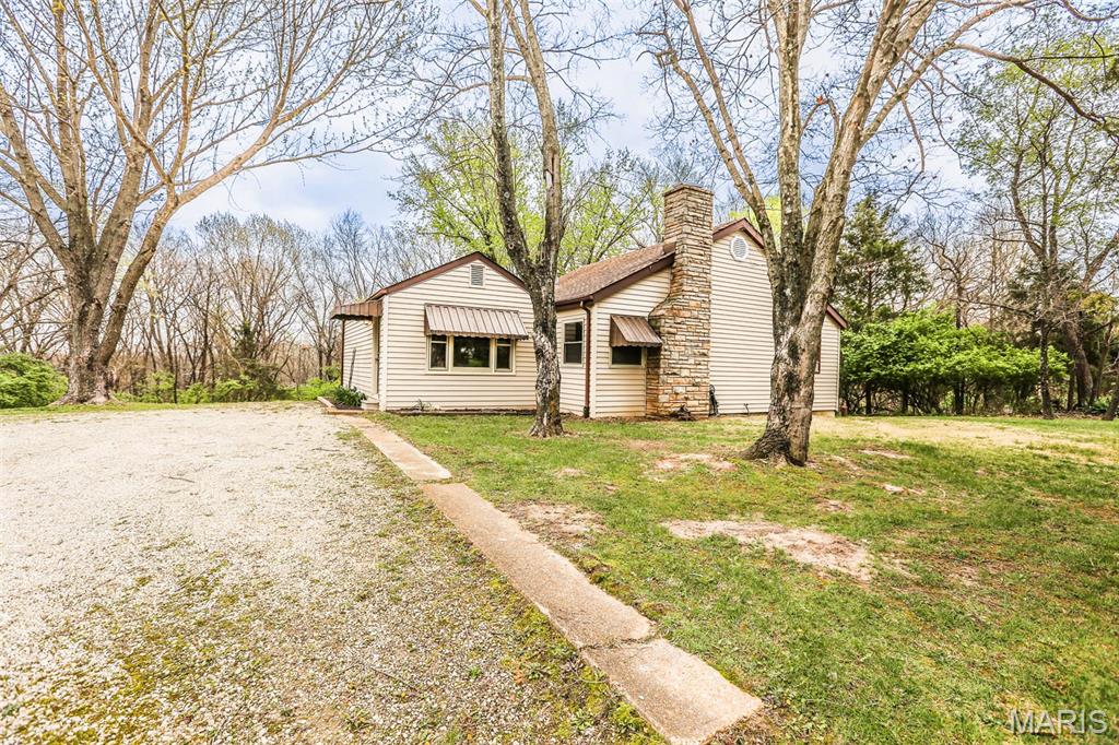 1350 Hillsboro Road High Ridge, MO 63049 - Photo 2 of 22