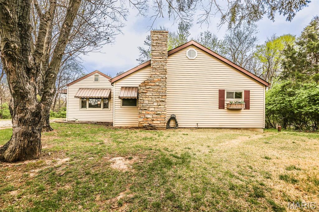 1350 Hillsboro Road High Ridge, MO 63049 - Photo 3 of 22