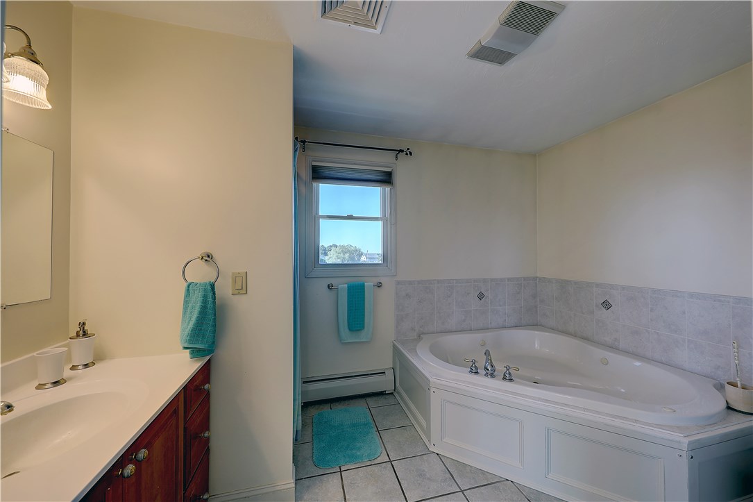 4 Tidewater Road Narragansett, RI 02882 - Photo 23 of 40 Gallery Image 23