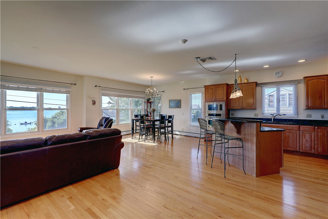 4 Tidewater Road Narragansett, RI 02882 - Photo 6 of 40 Gallery Image 6