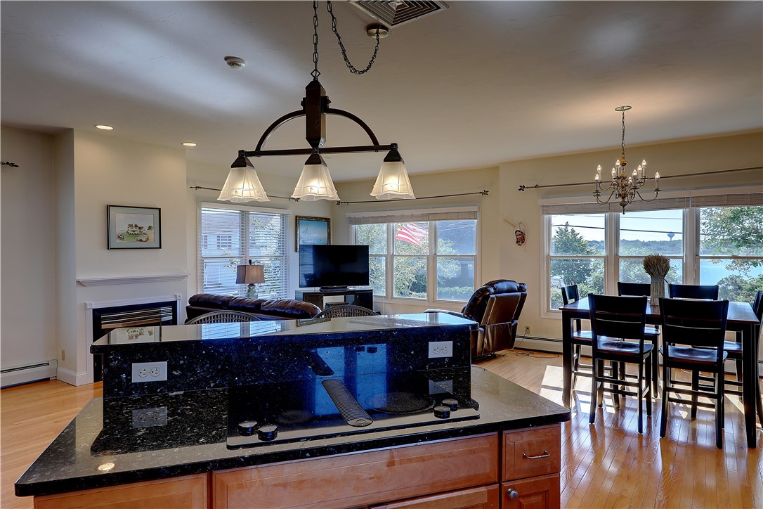 4 Tidewater Road Narragansett, RI 02882 - Photo 9 of 40 Gallery Image 9