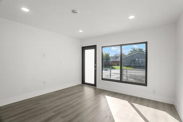 $449,900 | 20731 Northwest 41st Avenue Road, Miami Gardens, FL 33055