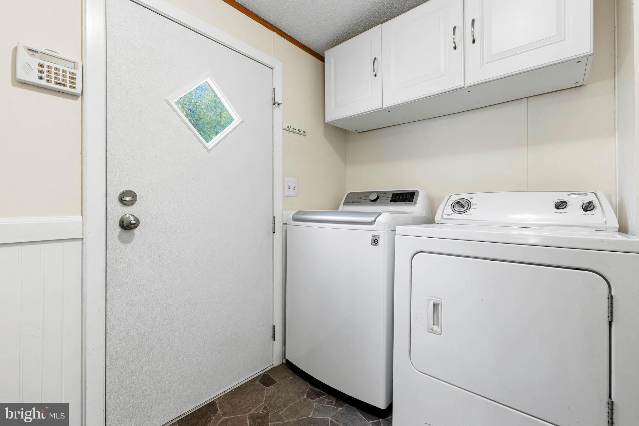 4278 Dorrell Road Aylett, VA 23009 - Photo 21 of 34 laundry at back door