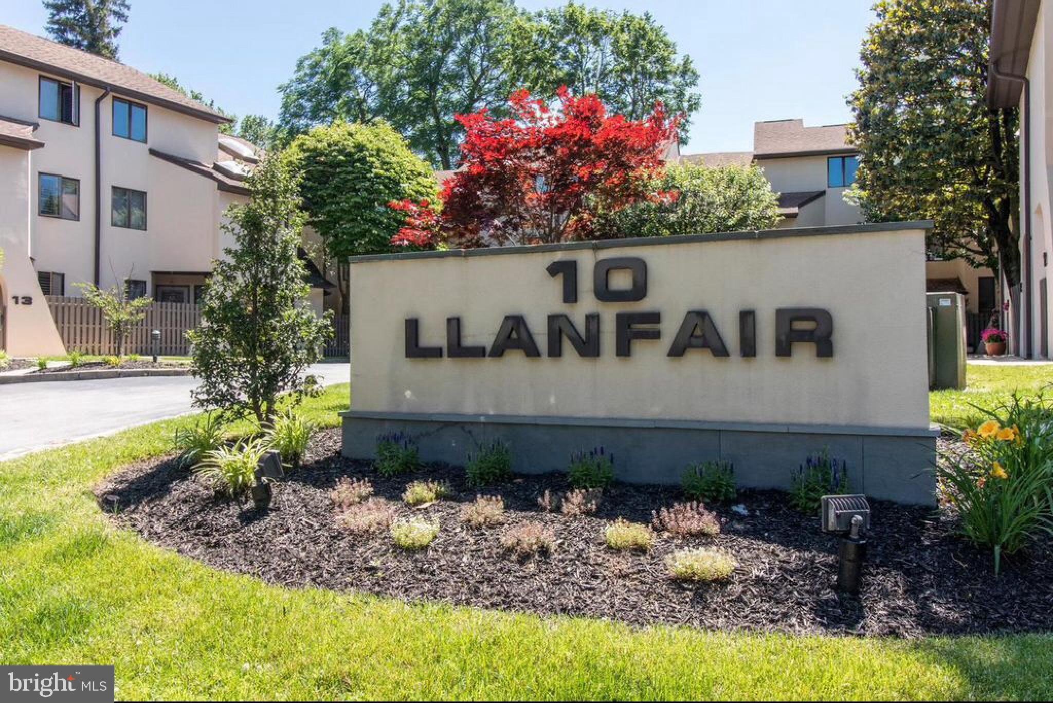 10 Llanfair Road, Unit 9 Ardmore, PA 19003 - Photo 3 of 32 Charming entrance at 10 Llanfair.