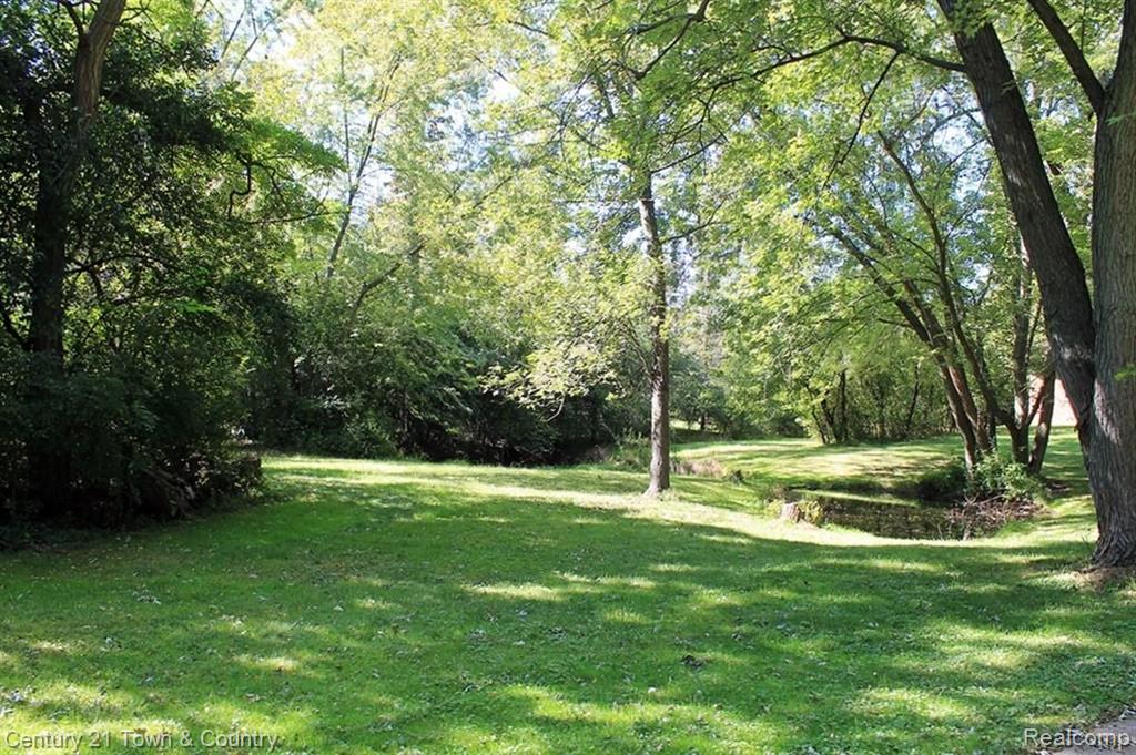 31011 Pear Ridge Farmington Hills, MI 48334 - Photo 2 of 53