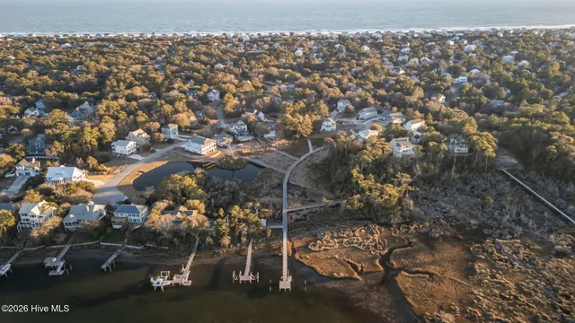 $665,000 | 9806 Clarendon Drive, Emerald Isle, NC 28594