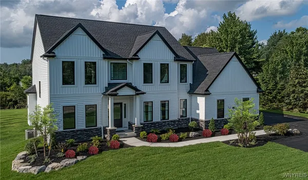 $1,089,900 | 7424 Jewett Holmwood Road, Orchard Park, NY 14127