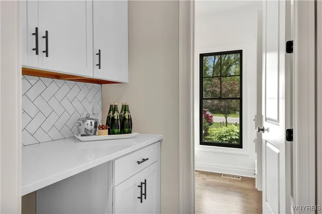 $1,089,900 | 7424 Jewett Holmwood Road, Orchard Park, NY 14127