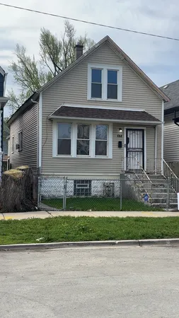 $113,500 | 65 West 112th Place, Chicago, IL 60628