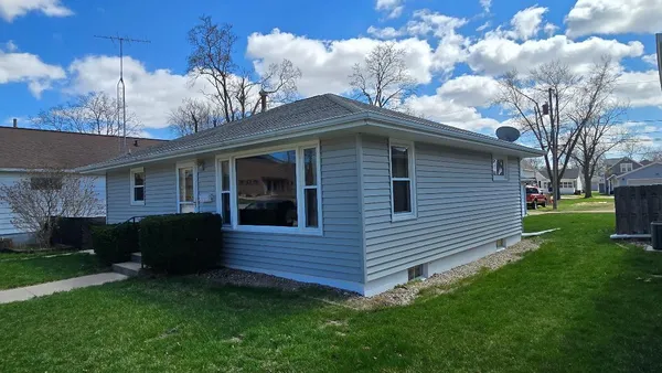 $174,900 | 1124 13th Avenue, Fulton, IL 61252