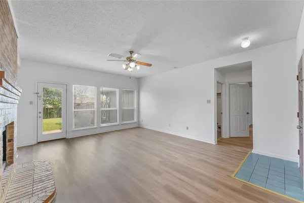 $1,900 | 2600 Waterloo Lane, Mesquite, TX 75181