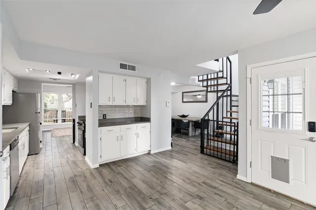 $364,900 | 1626 Choteau Circle, Grapevine, TX 76051