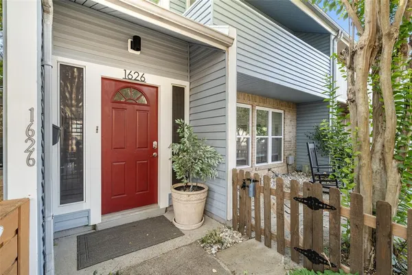 $350,000 | 1626 Choteau Circle, Grapevine, TX 76051