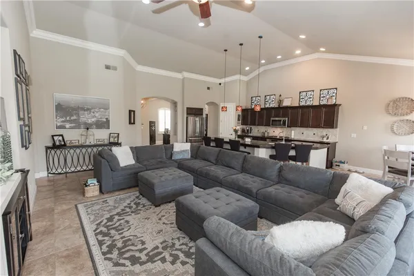 $659,000 | 3357 Buckingham Avenue, Clovis, CA 93619