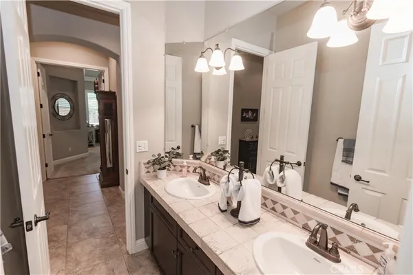 $659,000 | 3357 Buckingham Avenue, Clovis, CA 93619
