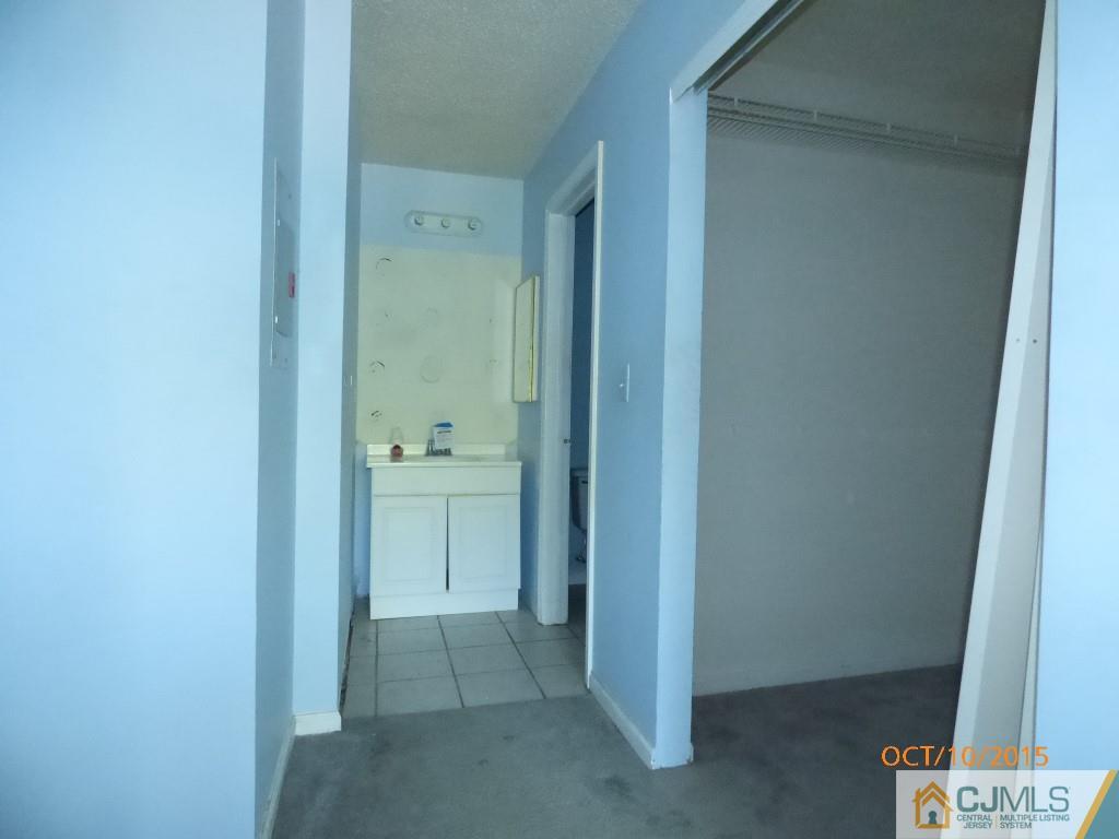 322 Edpas Road New Brunswick, NJ 08901 - Photo 12 of 16 Gallery Image 12