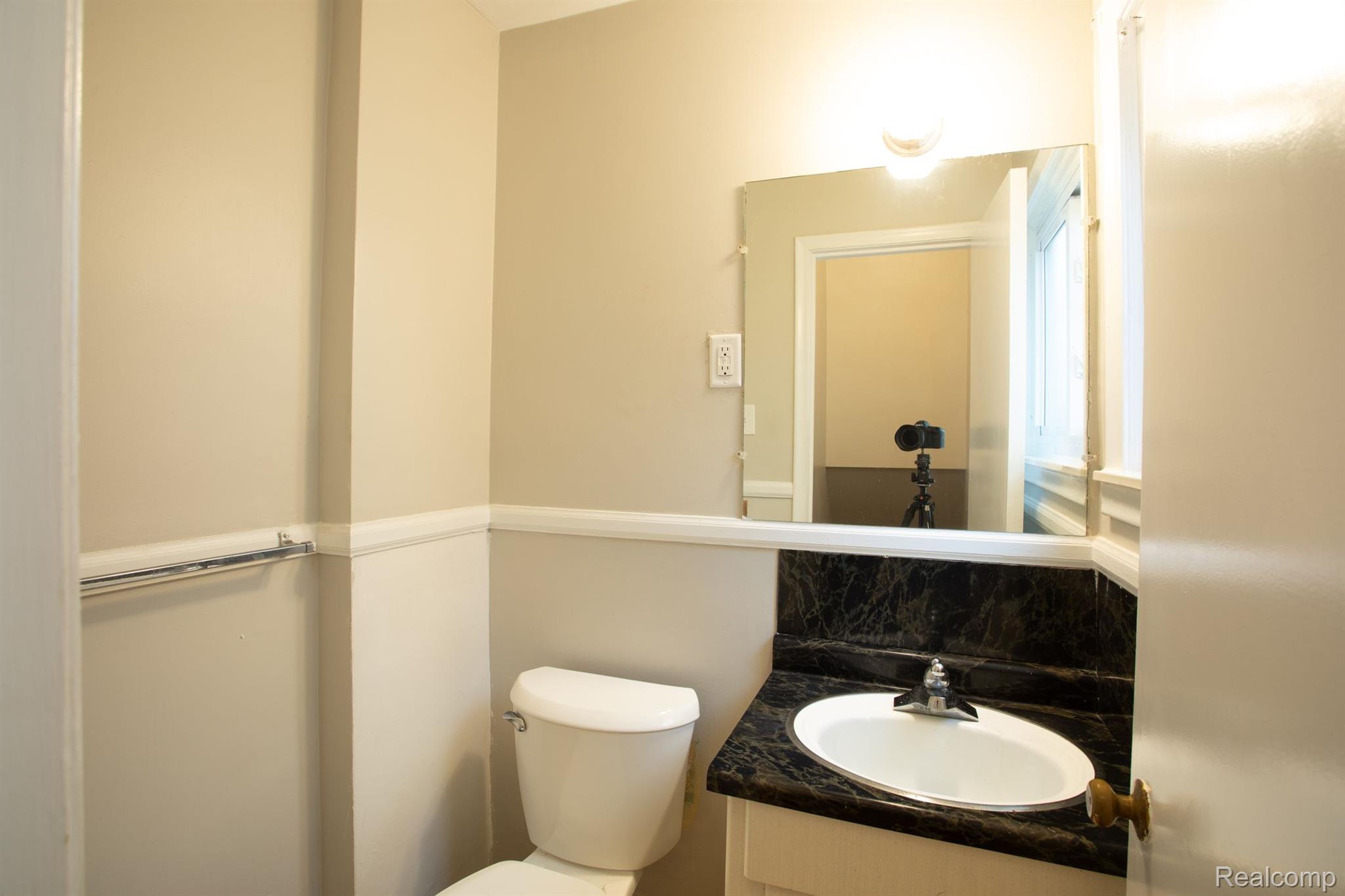13141 Hemingway Street Redford, MI 48239 - Photo 31 of 32 Gallery Image 31