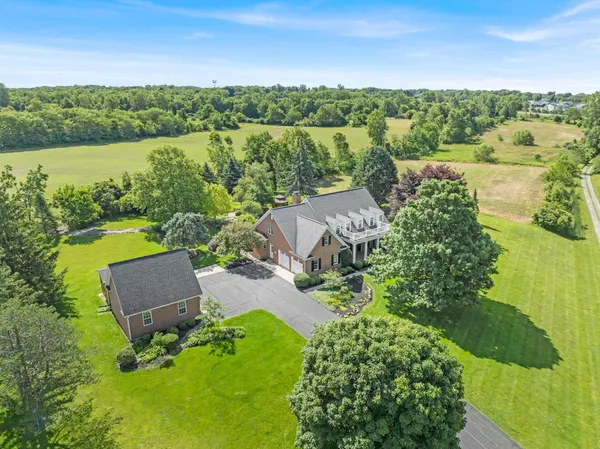 $825,000 | 736 Arlington Road, Bellefontaine, OH 43311