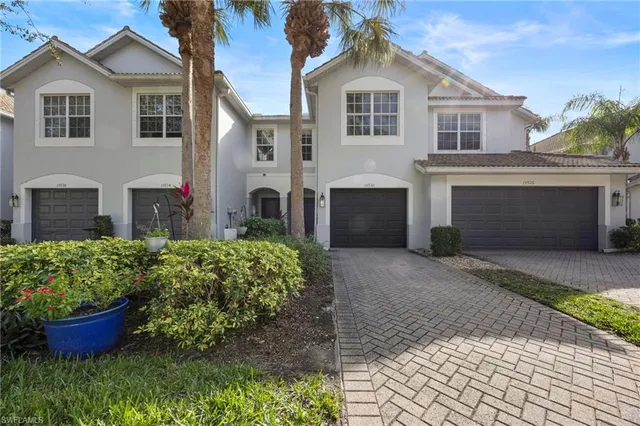 $2,200 | 15930 Marcello Circle, Unit 242, Naples, FL 34110