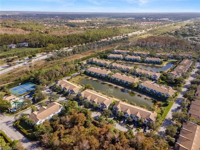 $2,200 | 15930 Marcello Circle, Unit 242, Naples, FL 34110