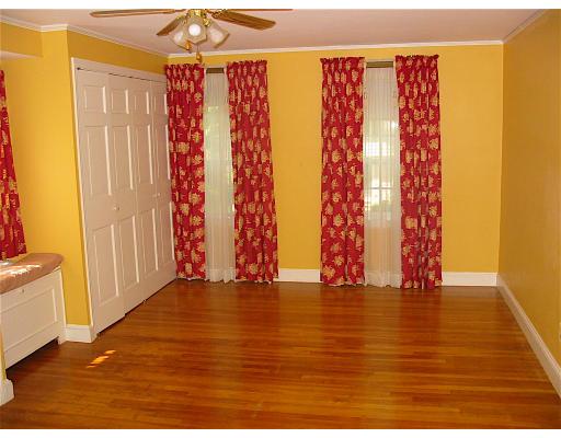 23 Pickwick Road Marblehead, MA 01945 - Photo 7 of 9