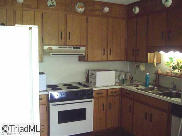 9740 Highway 158 Ruffin Nc 27326 Ruffin, NC 27326 - Photo 3 of 9 Other. Kitchen
