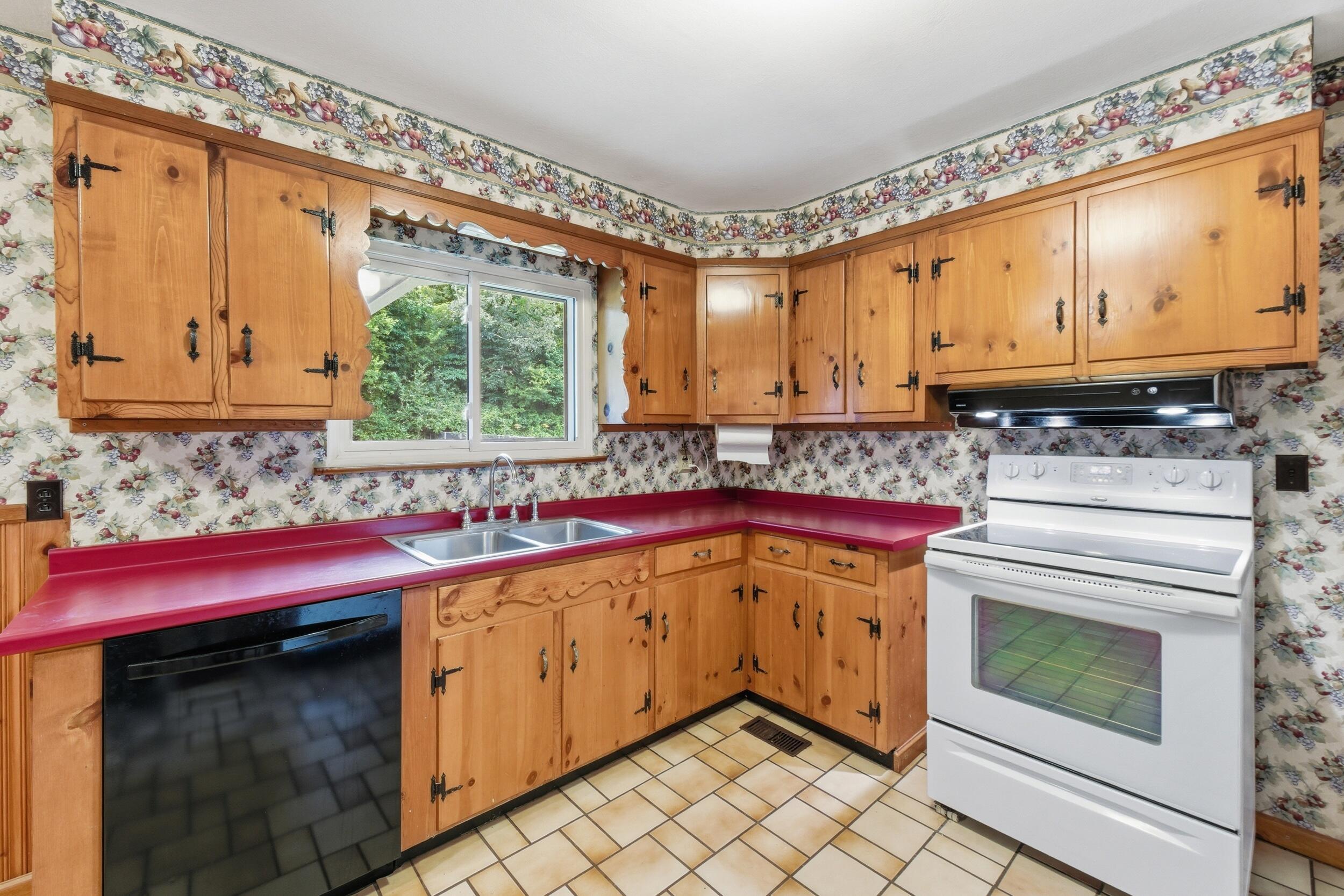 725 Dietz Road Ringgold, GA 30736 - Photo 8 of 30 dh102151