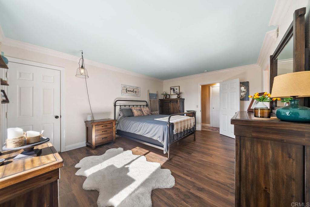 1569 Vía Monserate Fallbrook, CA 92028 - Photo 31 of 75