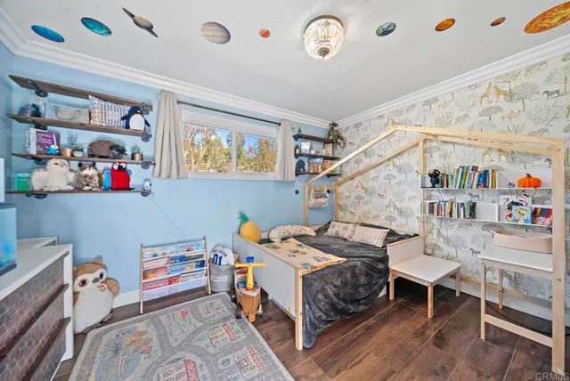 a view of a house with a garage