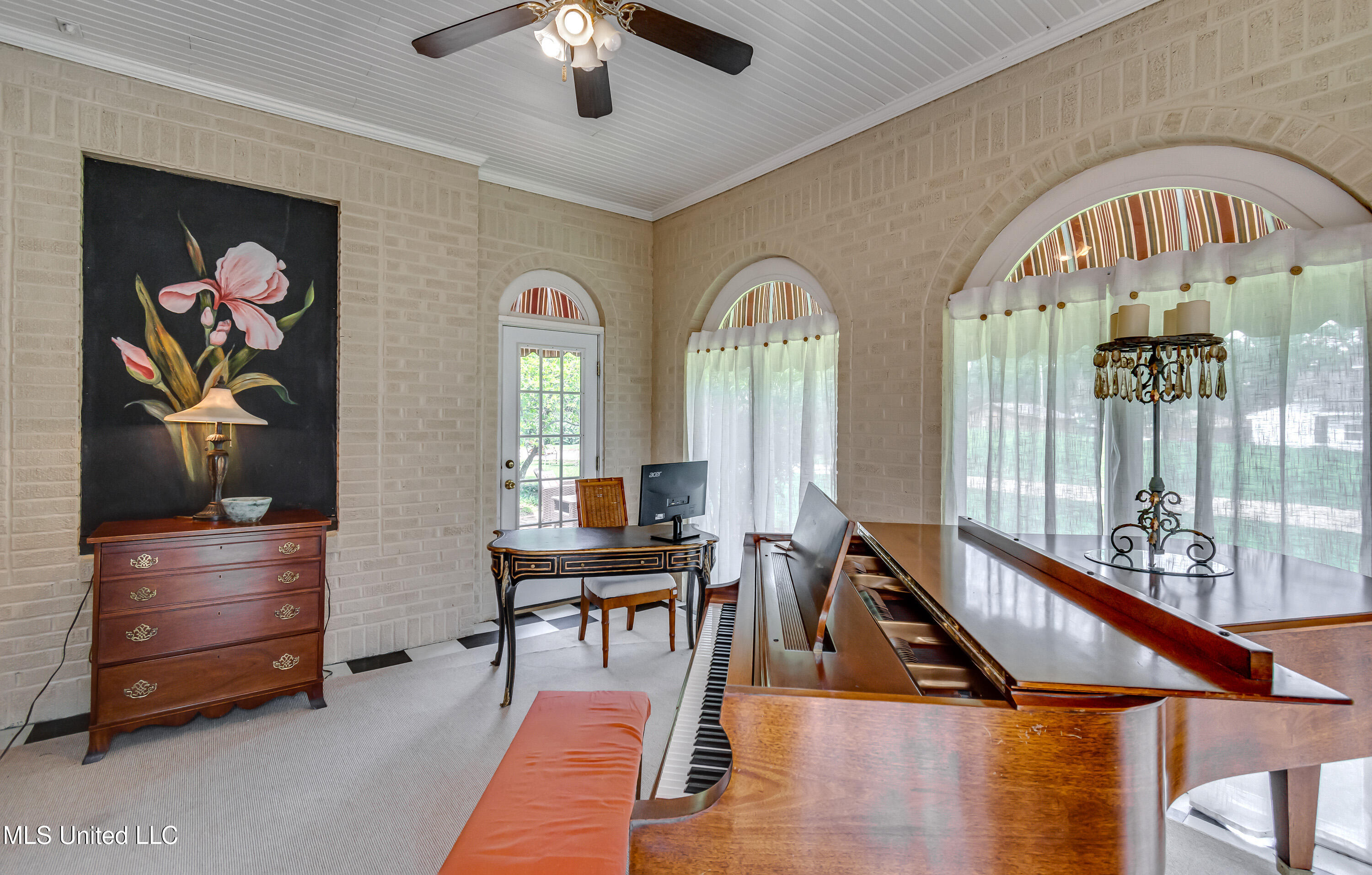 211 West Maud Avenue Mendenhall, MS 39114 - Photo 13 of 76 211 W Maude St-25