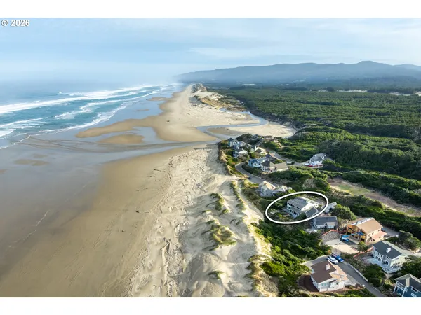 $799,000 | 88830 Shoreline Drive, Florence, OR 97439