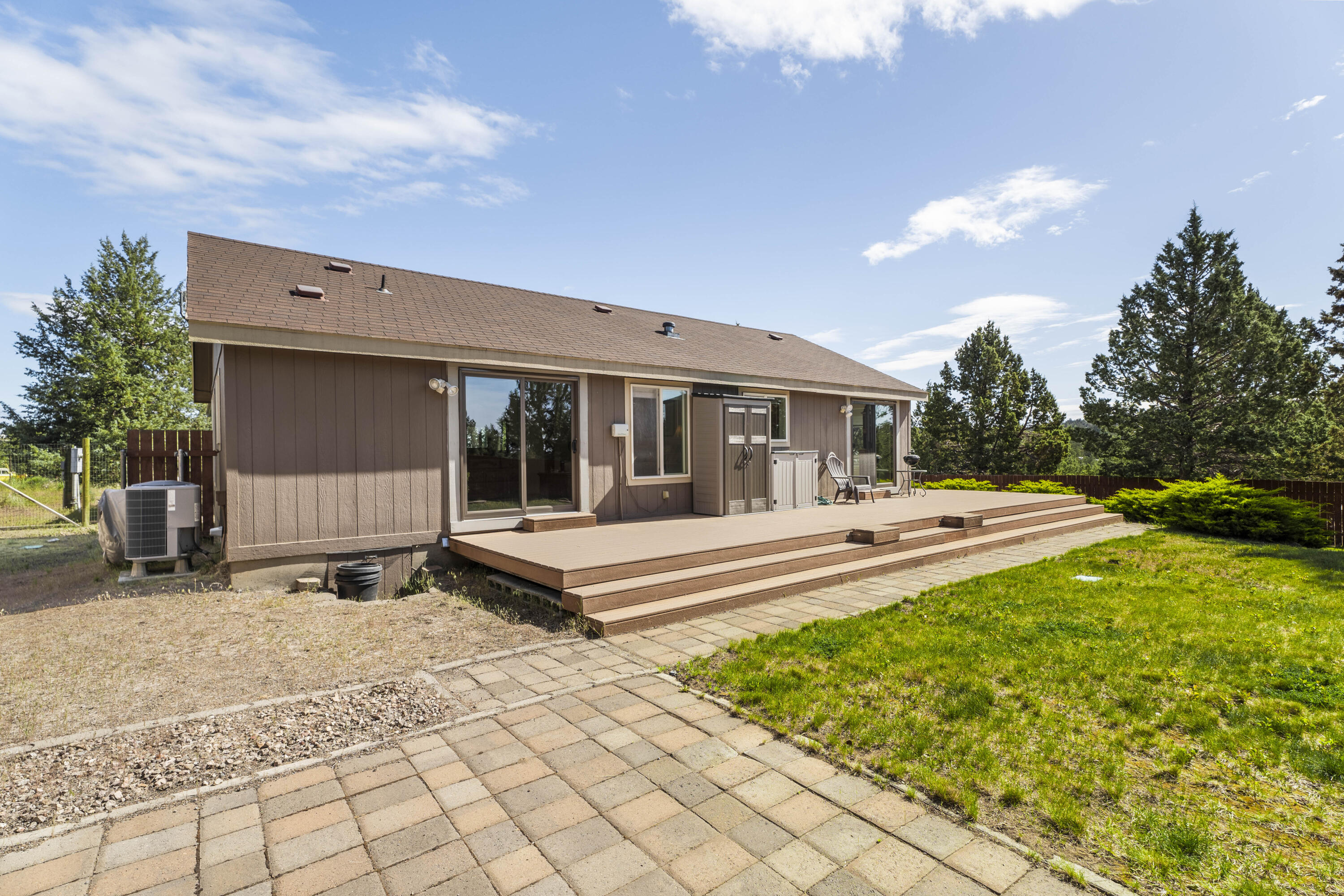 9141 Southwest Shad Road Terrebonne, OR 97760 - Photo 25 of 32 37-Exterior