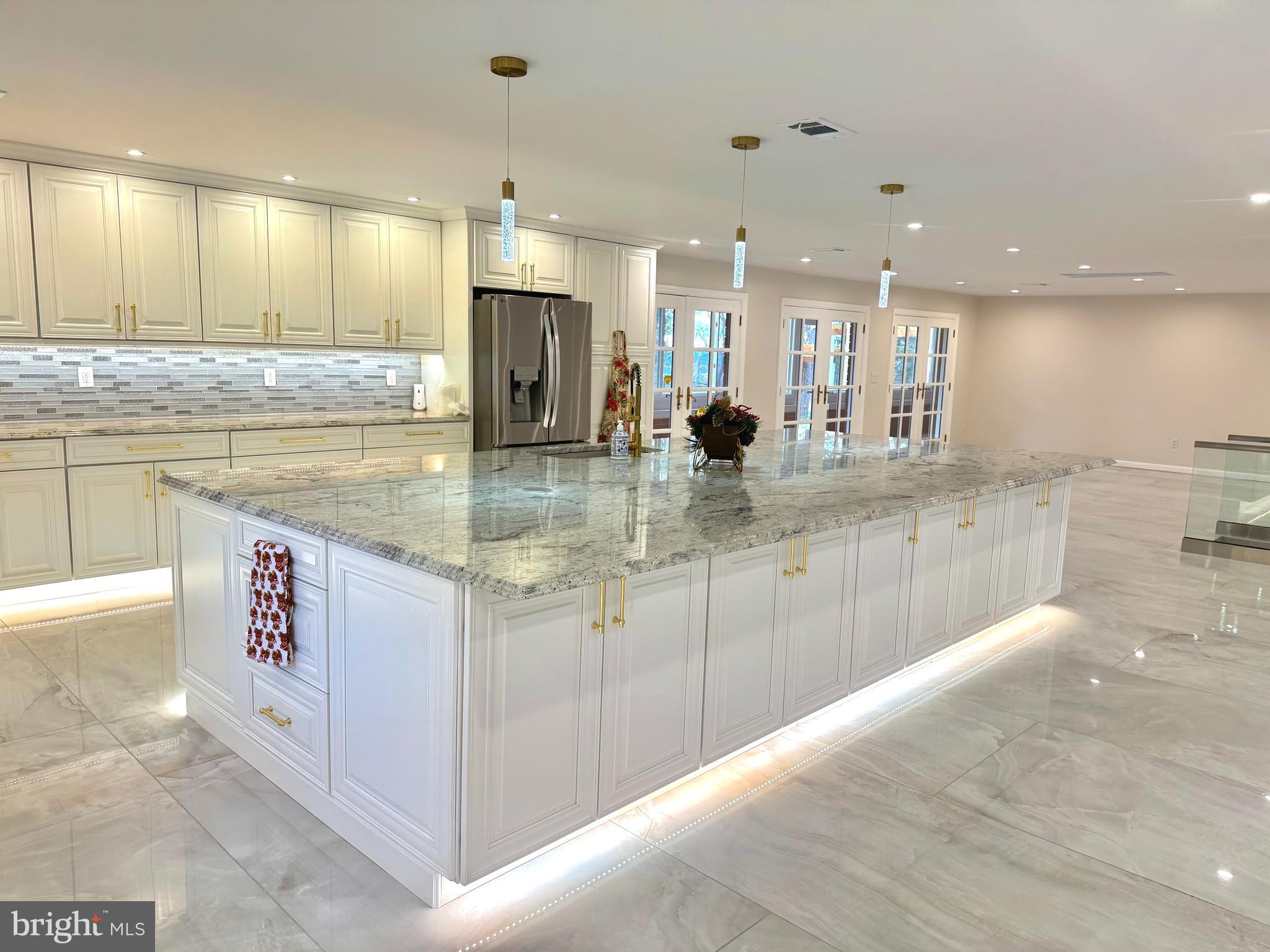 161 Pleasant Valley Road Titusville, NJ 08560 - Photo 2 of 63