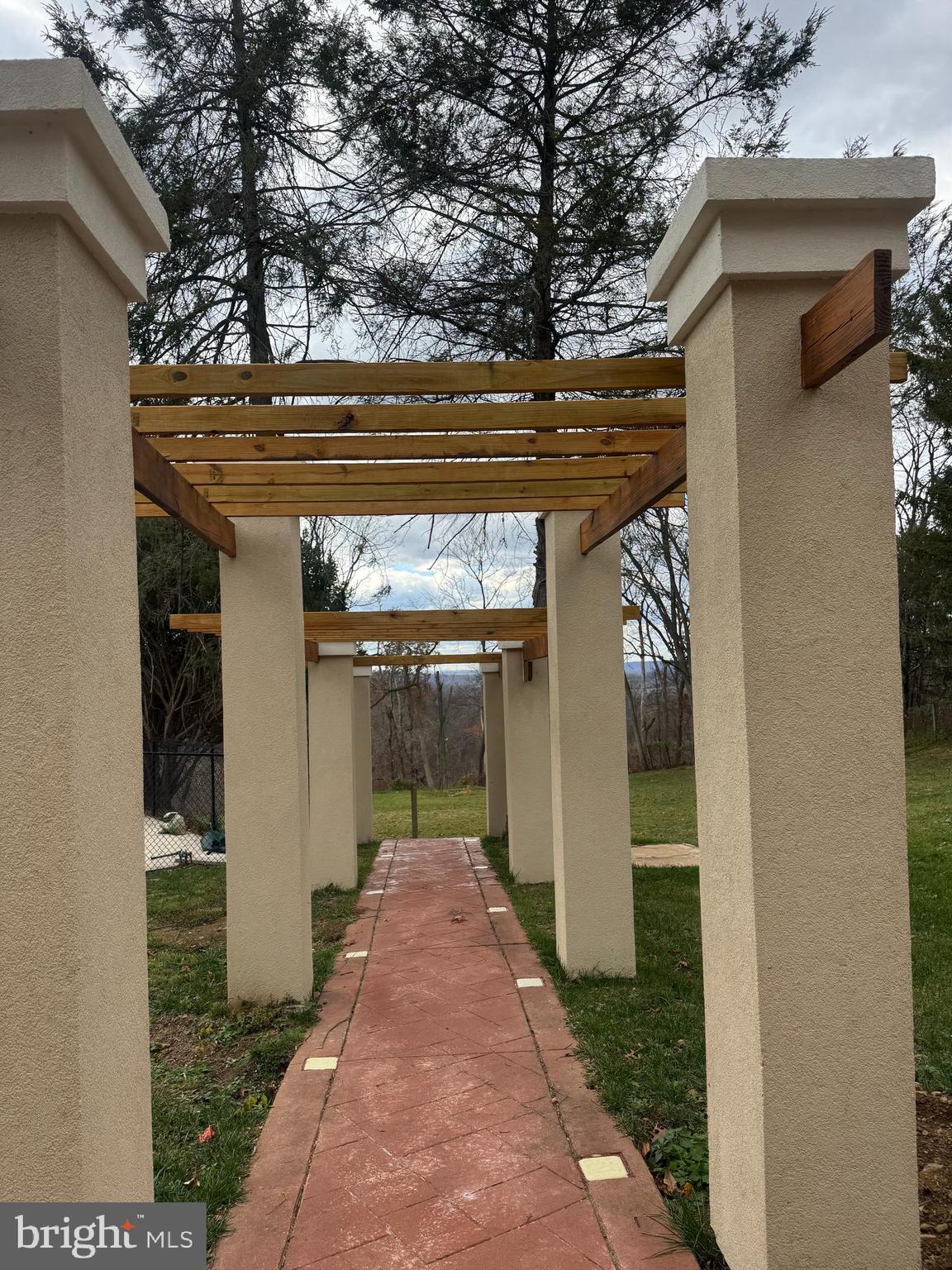 161 Pleasant Valley Road Titusville, NJ 08560 - Photo 43 of 63 a view of a pathway of a house