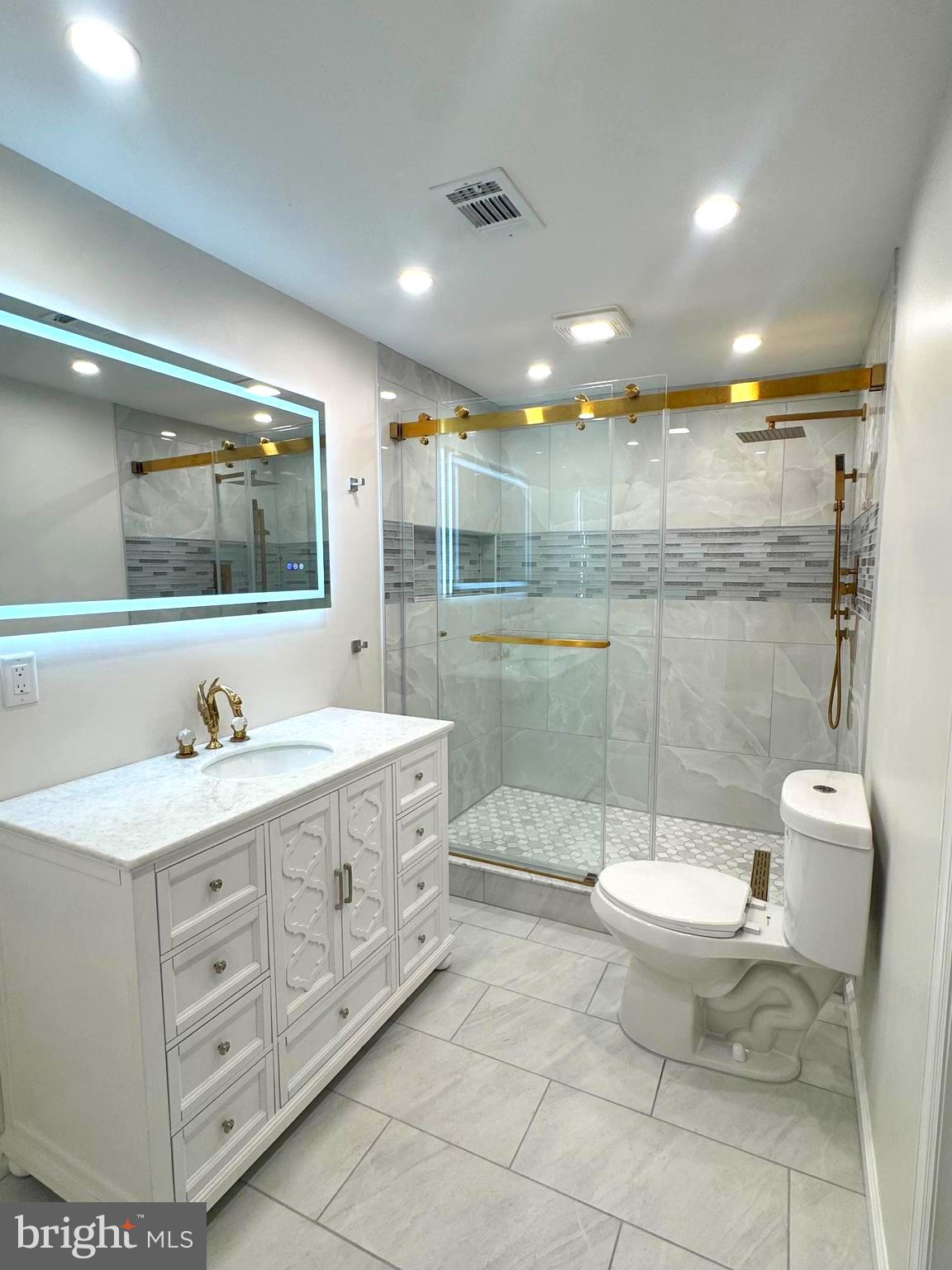 161 Pleasant Valley Road Titusville, NJ 08560 - Photo 50 of 63 a bathroom with a toilet a sink a mirror a bathtub and next to a window